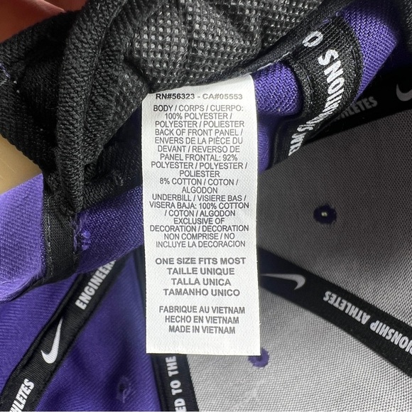 University of Washington Huskies Dawgs Nike True Dri-Fit  Hat Cap - Picture 7 of 7